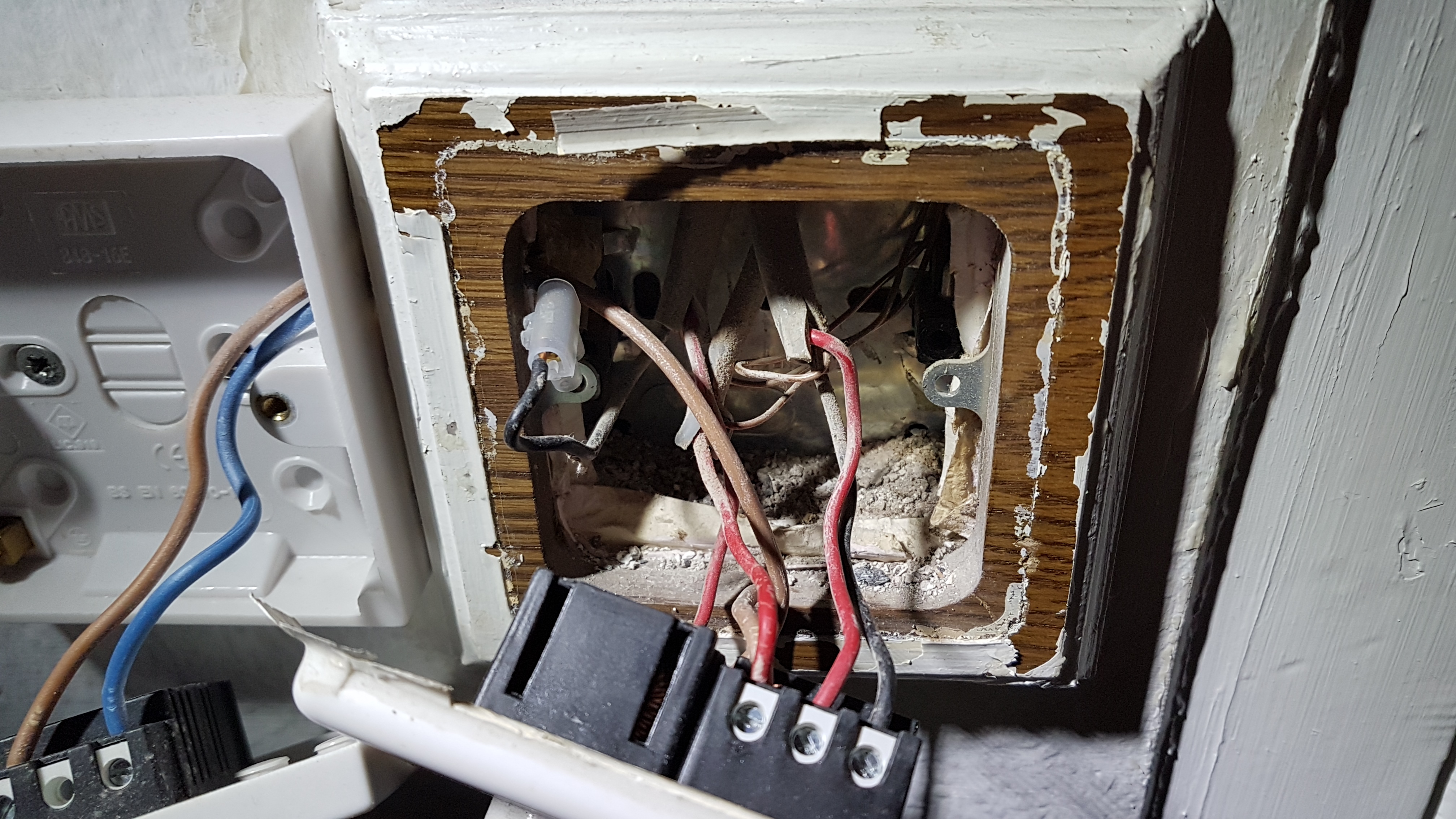 Smart switch wiring issues 20180210_101803 - EletriciansForums.net