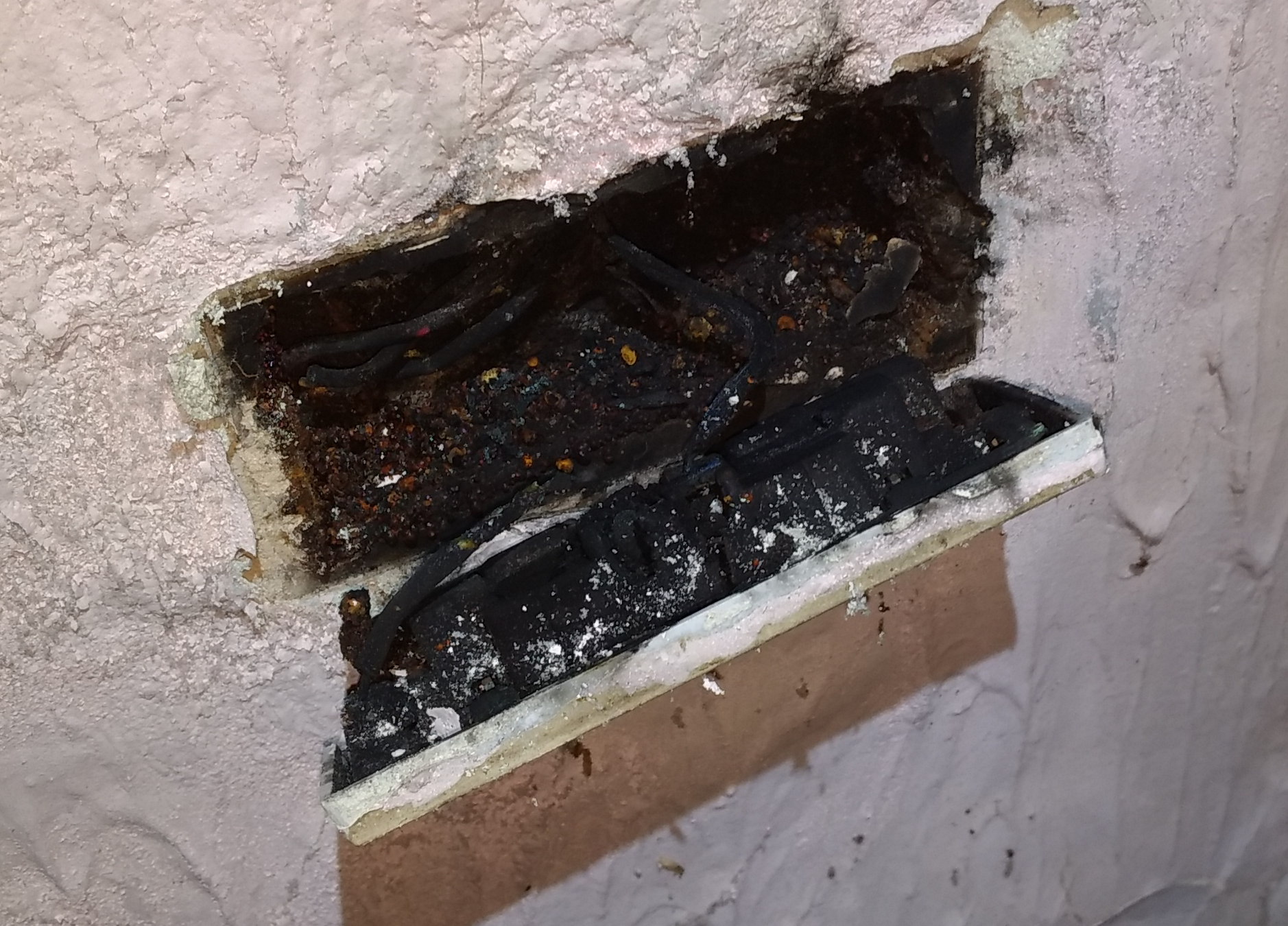 BurntOutSocket.png