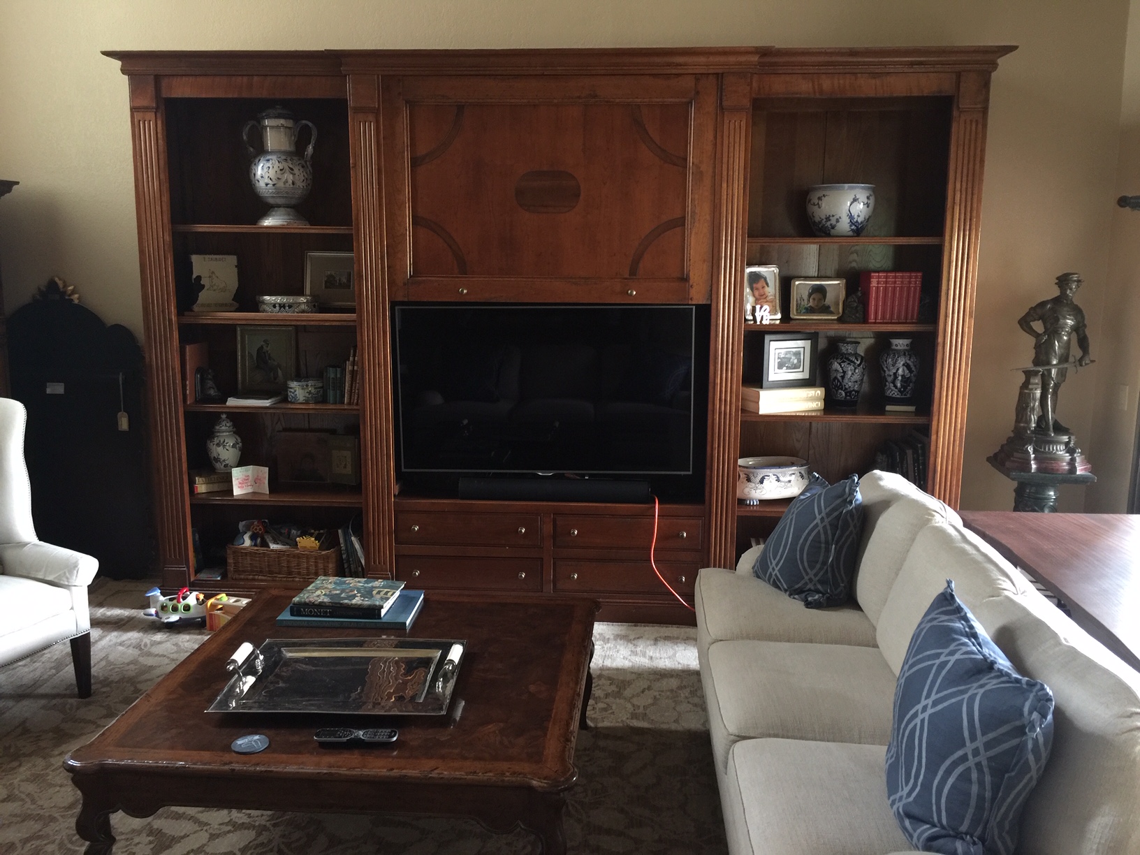 Entertainment Center.JPG