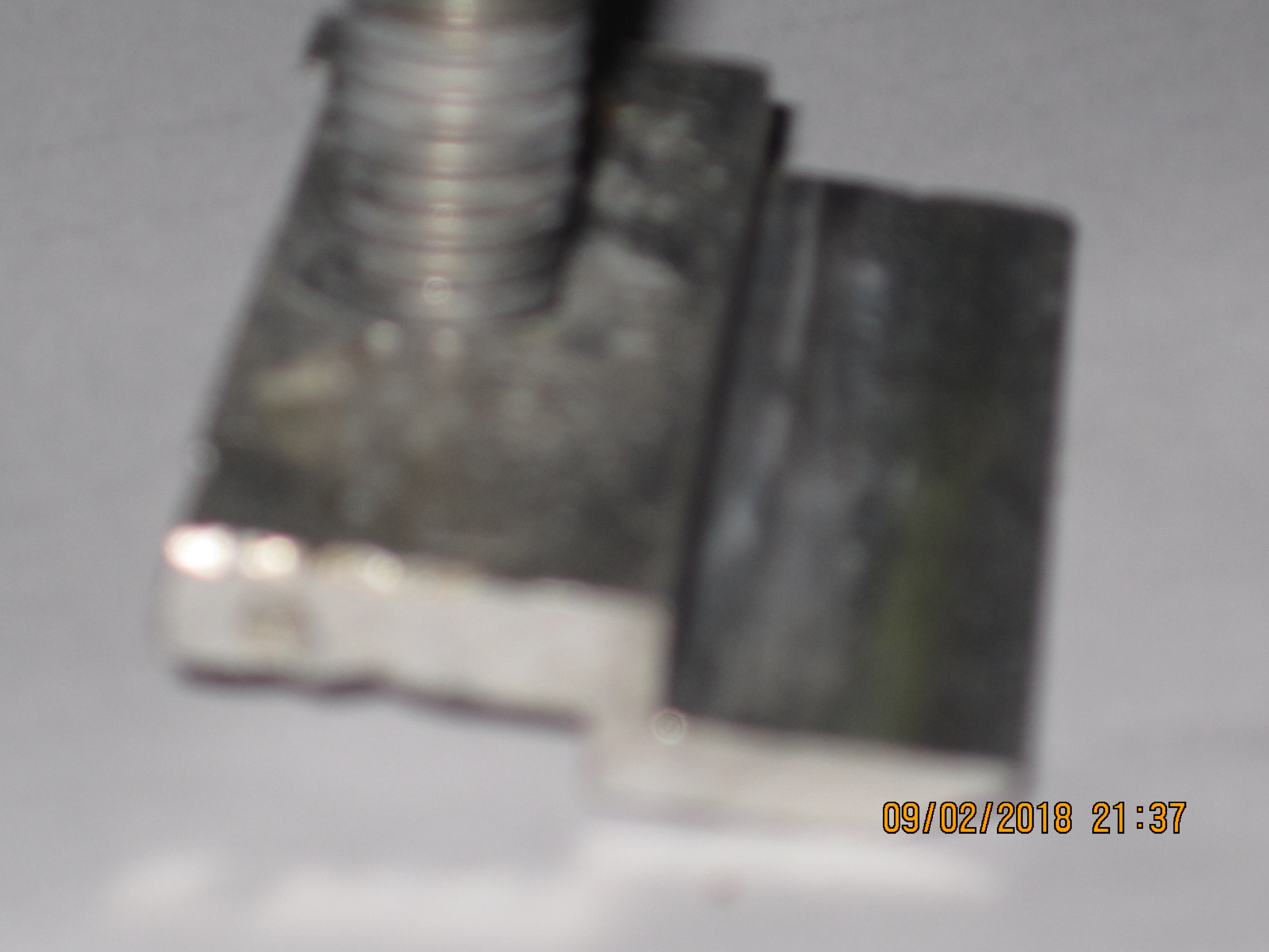 Name that mounting Clamp faulty pv clamp 002.JPG - EletriciansForums.net