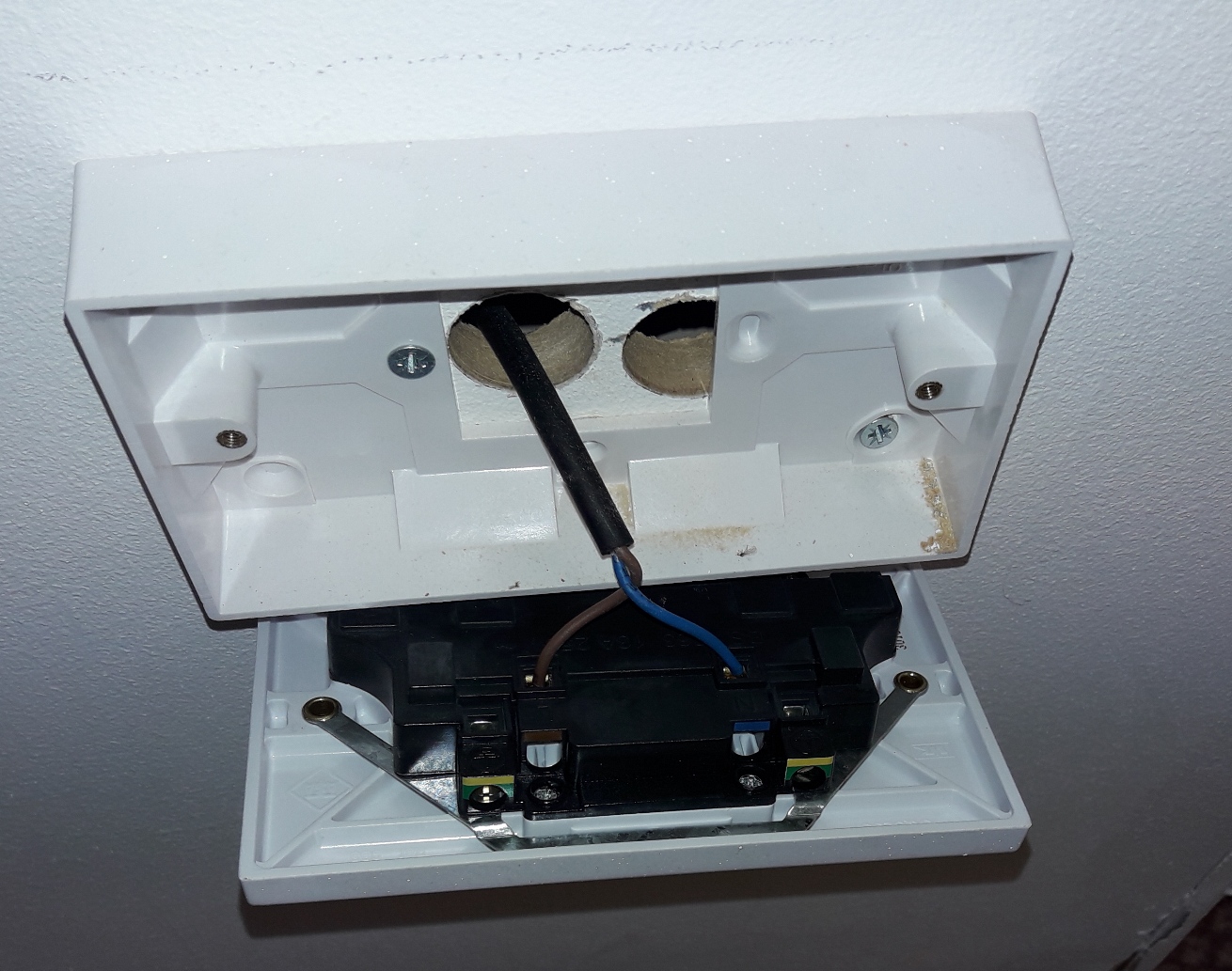 socket2.jpg