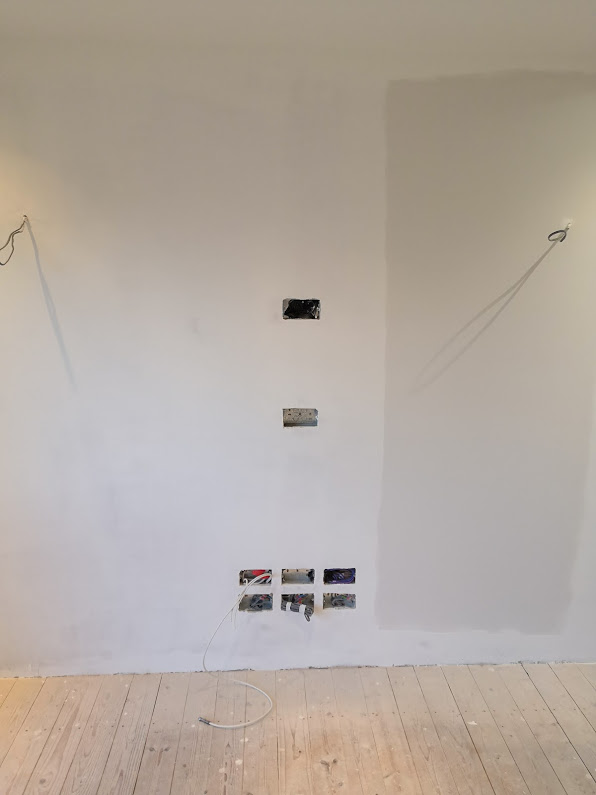 WALL 2.jpg