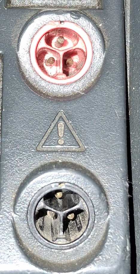 socket1.jpg