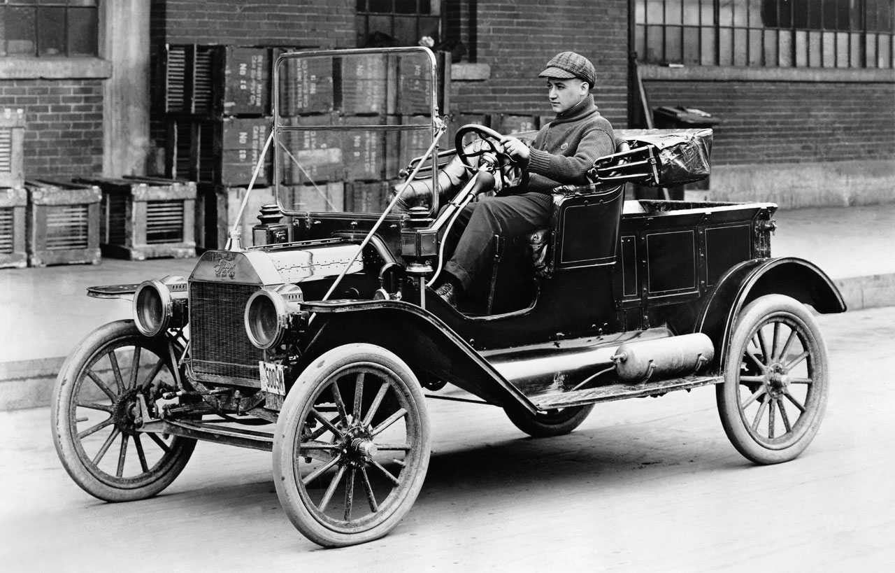 1908-Ford-Model-T-Photo.jpg